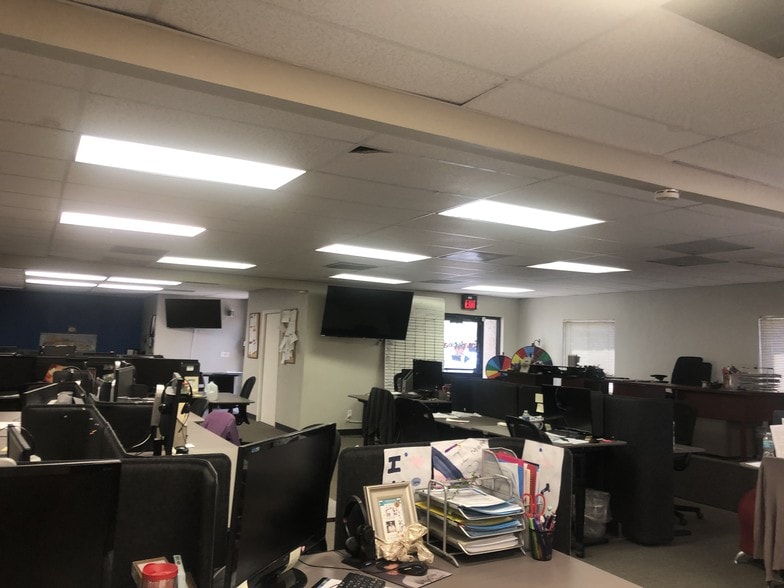 More Photos Of 13555 Automobile Blvd, Clearwater Medical For Lease