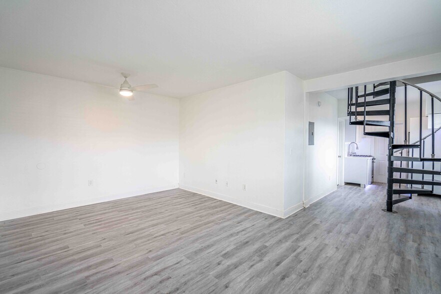 More Photos Of 7315-7325 Carlyle Ave, Miami Beach Apartments For Sale