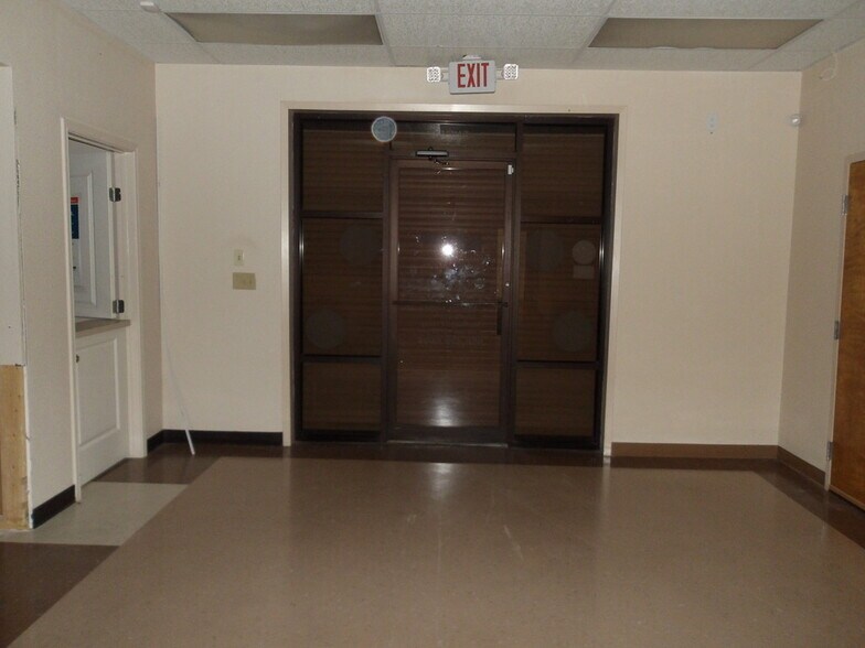 More Photos Of 707 W Sesame Dr, Harlingen Office For Sale