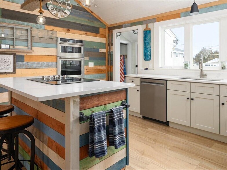 Primary Photo Of 25 Crandall Ave, Westerly Specialty For Sale