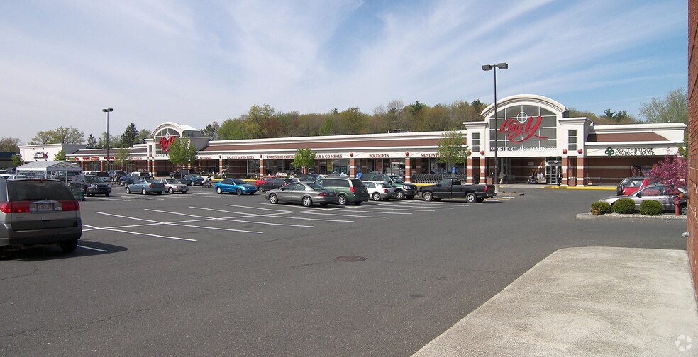 More Photos Of 181 University Dr, Amherst General Retail For Lease