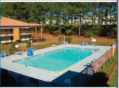 More Photos Of 1077 Alabama Ave S, Bremen Hotel For Sale