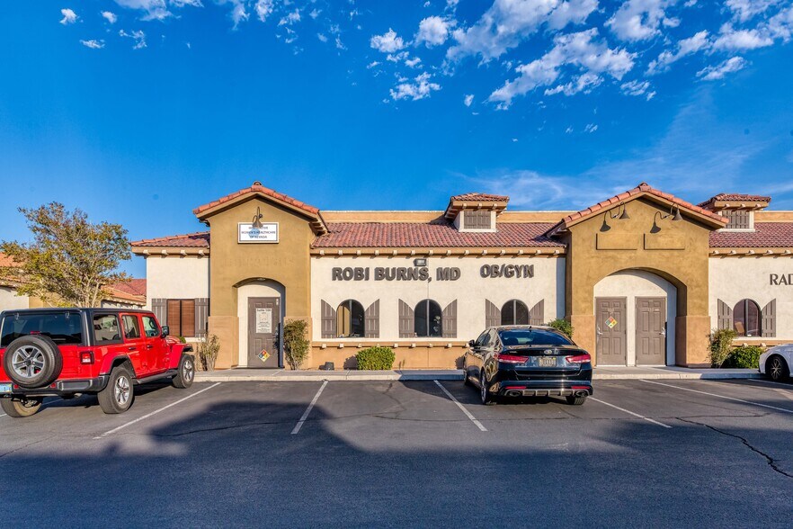 More Photos Of 2633 W Horizon Ridge Pky, Henderson Medical For Lease