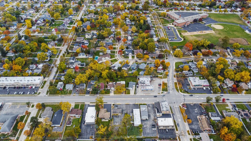 More Photos Of , Lombard Office For Sale