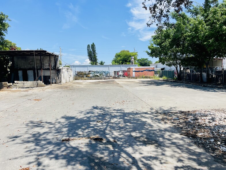 Primary Photo Of 1991 NW 33rd St, Pompano Beach Land For Lease