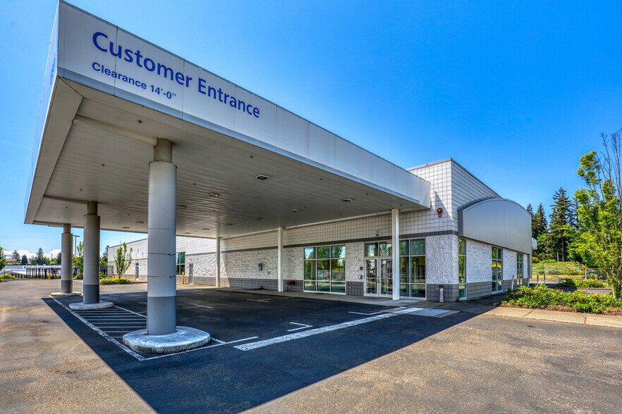 Primary Photo Of 13906 Highway 99, Lynnwood Office For Lease