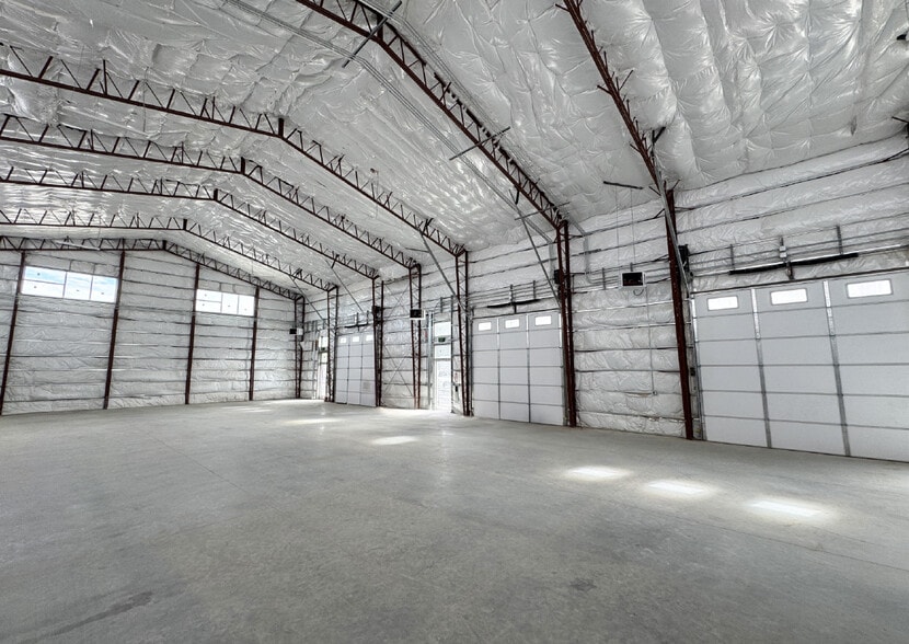 More Photos Of 1320 NE Cuesta Arriba Ct, Albuquerque Unknown For Lease