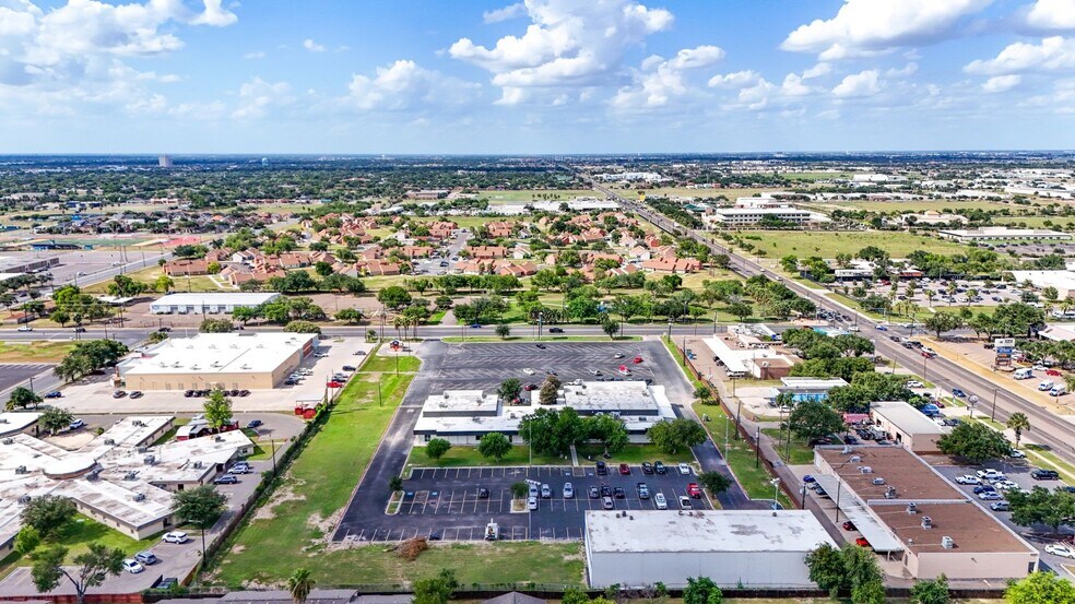 More Photos Of 500 E Hackberry Ave, McAllen Freestanding For Sale