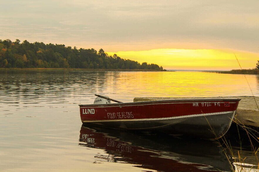 More Photos Of 952 River Dr NW, Bena Hotel For Sale