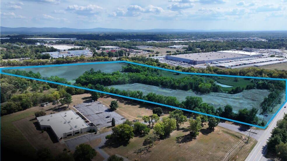 More Photos Of 12001 Hopewell Rd, Hagerstown Warehouse For Lease