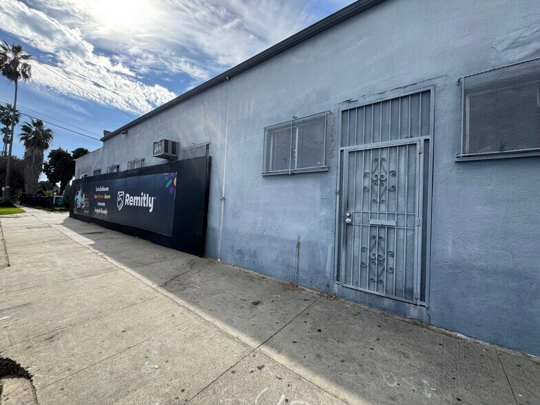 More Photos Of 4920 W Pico Blvd, Los Angeles Light Manufacturing For Lease