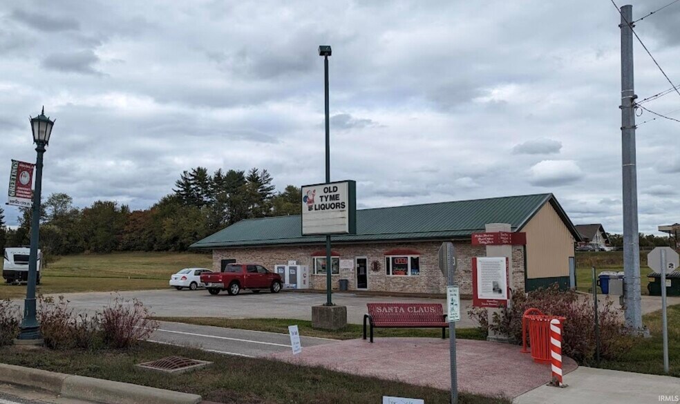 More Photos Of 10 N Louis J Koch Blvd, Santa Claus Freestanding For Sale