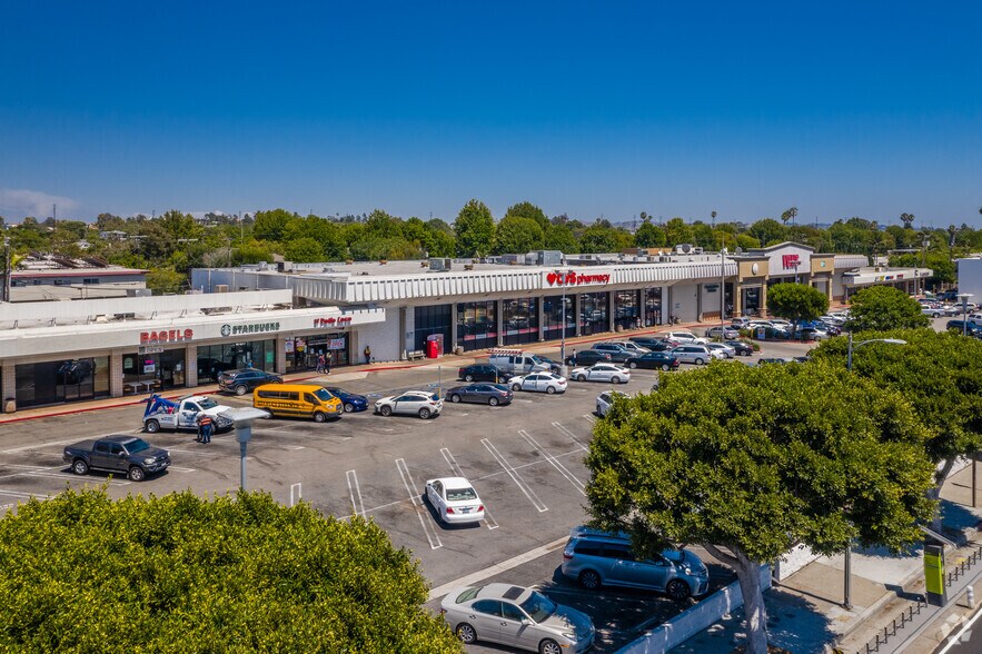 More Photos Of 3000-3130 S Sepulveda Blvd, Los Angeles Unknown For Lease