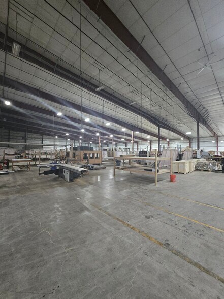 More Photos Of 5405 W Riverbend Ave, Post Falls Manufacturing For Lease