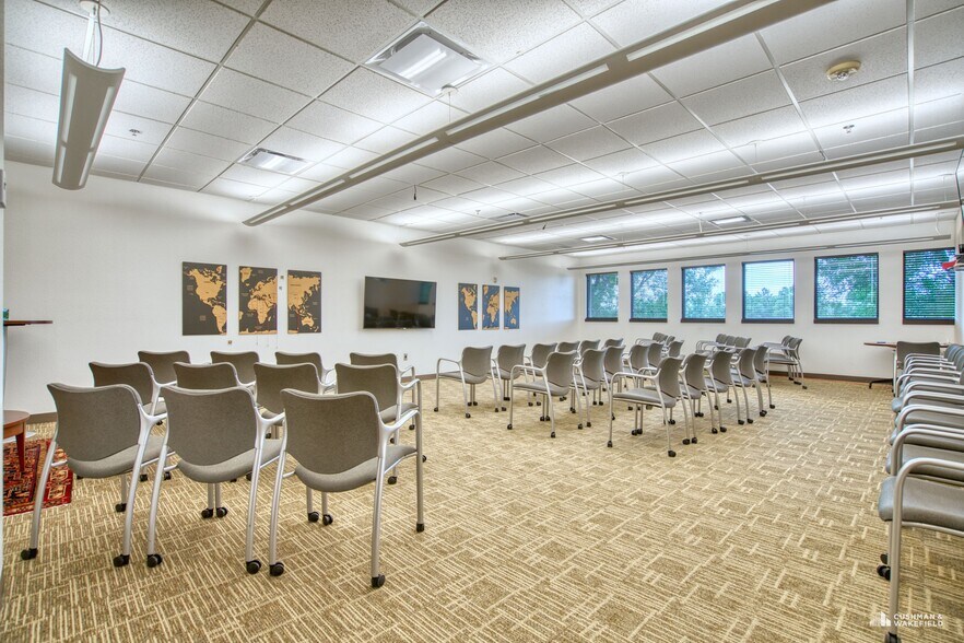 More Photos Of 1629 Blue Spruce Dr, Fort Collins Office For Sale