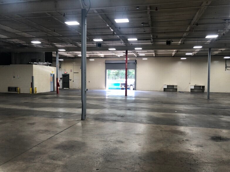 More Photos Of 2377 US Highway 52 S, Wadesboro Manufacturing For Lease