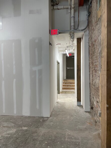 More Photos Of 419 Union St, Nashville Storefront For Lease