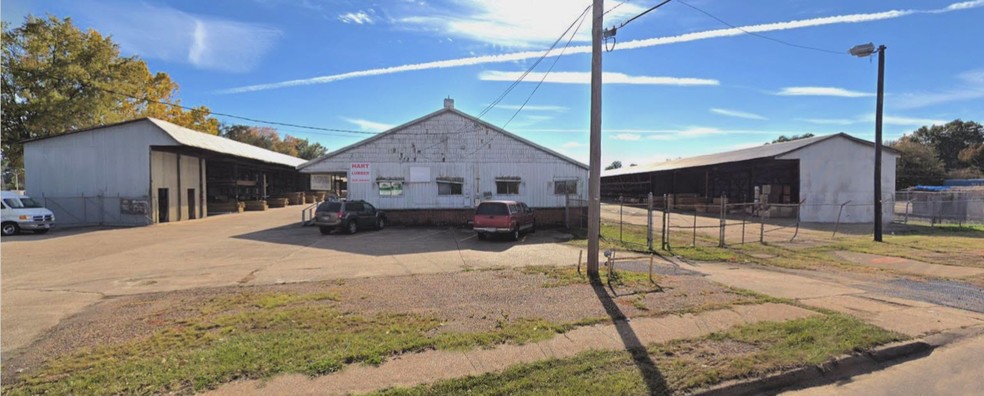 Primary Photo Of 2020 Midway St, Shreveport Distribution For Sale