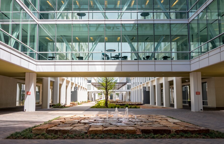 More Photos Of 1500 Solana Blvd, Westlake Office For Lease