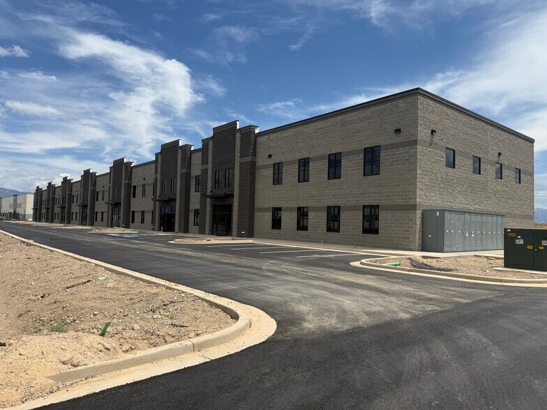 More Photos Of 160 Apollo rd, Salt Lake City Warehouse For Lease