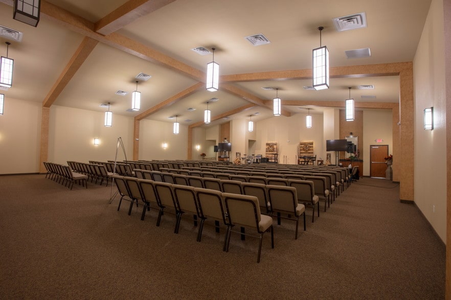 More Photos Of 601 Old Base Rd, Aurora Religious Facility For Sale