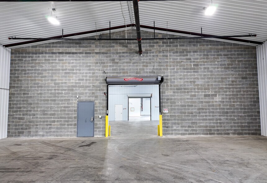 More Photos Of 47054 104th St, Sioux Falls Warehouse For Lease