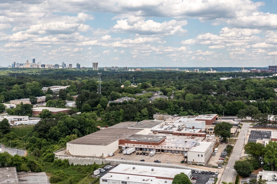 More Photos Of 1310 Seaboard Ind Blvd NW, Atlanta Manufacturing For Lease