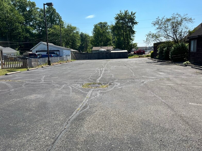 More Photos Of 824 E Broad St, Elyria Coworking Space