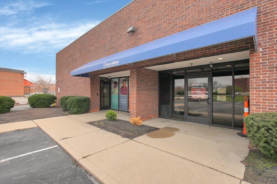 More Photos Of 1021 Checkrein Ave, Columbus Light Manufacturing For Lease