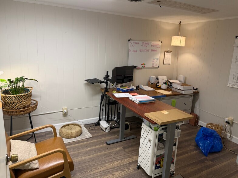 More Photos Of 573 Merrimon Ave, Asheville Medical For Lease