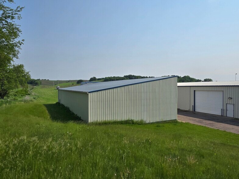 More Photos Of 855 Industrial Dr, Mondovi Distribution For Lease