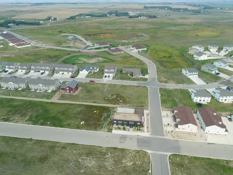 More Photos Of 299 Prairie Dr, Stanley Office For Sale