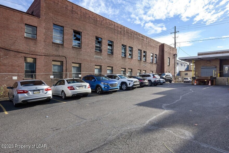 More Photos Of 21 N Wyoming St, Hazleton Movie Radio TVStudio For Sale