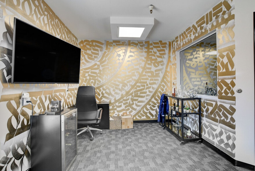 More Photos Of 5240 W Charleston Blvd, Las Vegas Storefront Retail Office For Sale