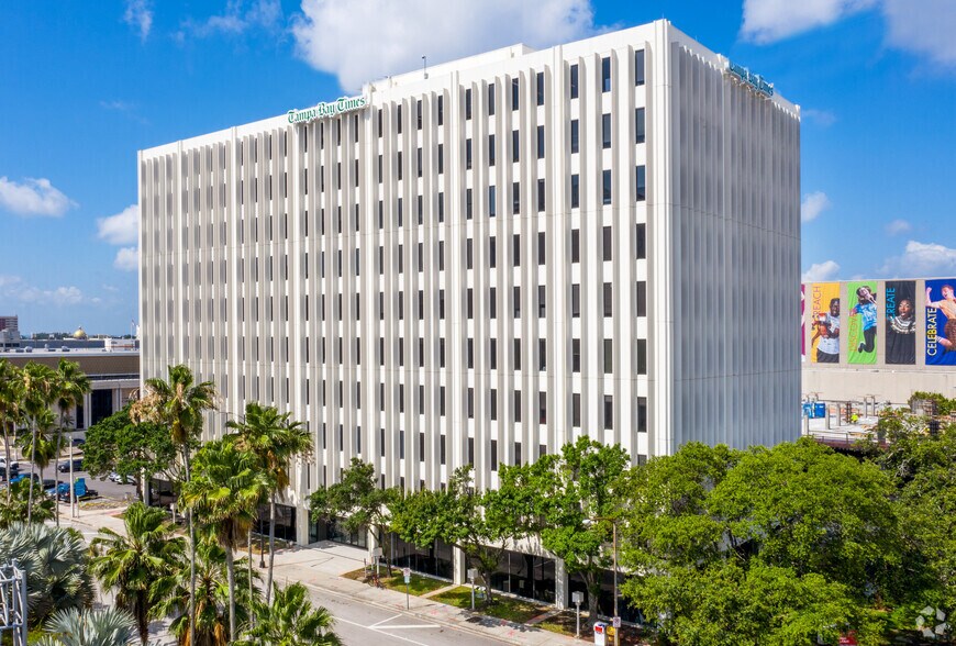 Primary Photo Of 1000 N Ashley Dr, Tampa Office For Lease