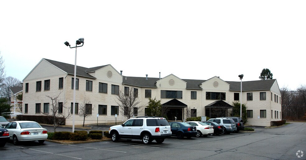 Primary Photo Of 200 Centerville Rd, Warwick Office Residential For Lease