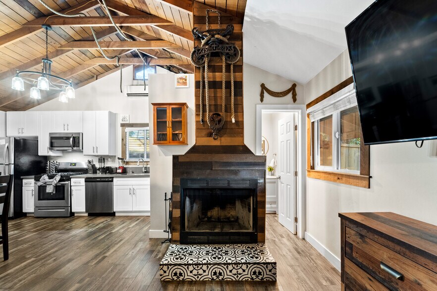 More Photos Of , Julian Unknown For Sale