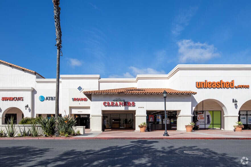 More Photos Of 804-989 Avenida Pico, San Clemente Unknown For Lease