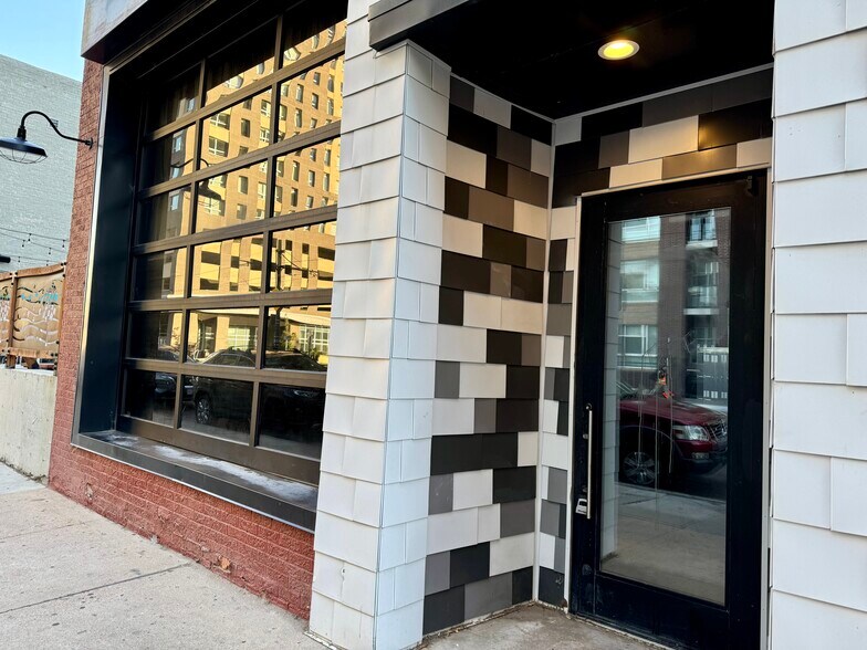 More Photos Of 2217 Welton St, Denver Restaurant For Sale