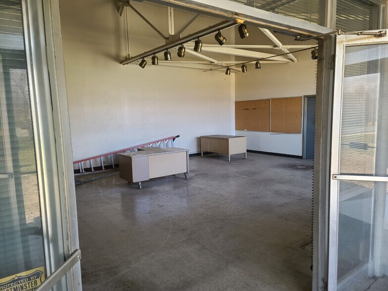 More Photos Of 4800 Green Valley Rd, Union Bridge Warehouse For Lease