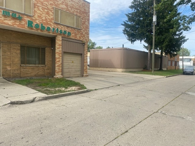 Primary Photo Of 12811-12841 Hillview St, Detroit Warehouse For Lease