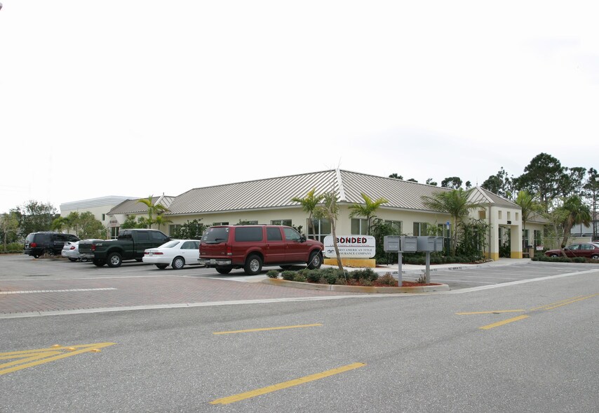 More Photos Of 2080 W Indiantown Rd, Jupiter Office For Lease