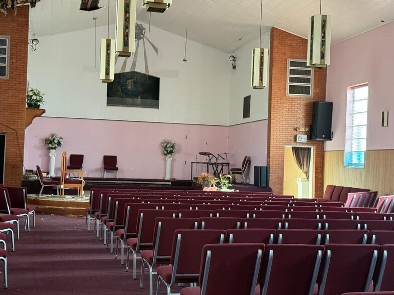 More Photos Of 3524 Lasalle St, New Orleans Religious Facility For Sale