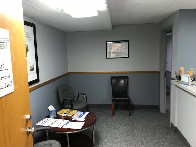 More Photos Of 7601 Pershing Blvd, Kenosha Office For Sale