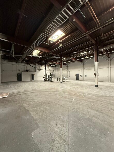 More Photos Of 248 Monkey Wrench Rd, North Huntingdon Manufacturing For Lease
