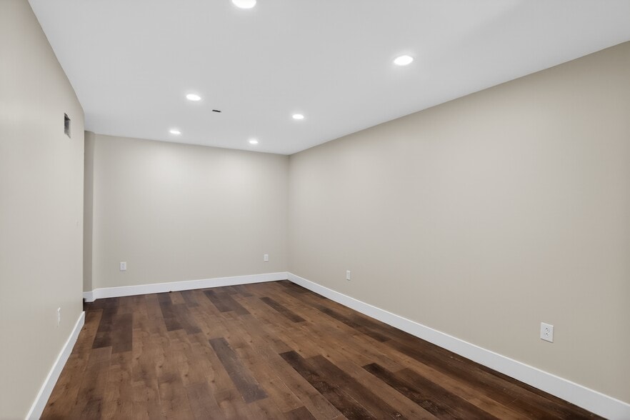 More Photos Of 2624 Germantown Ave, Philadelphia Storefront Retail Residential For Sale