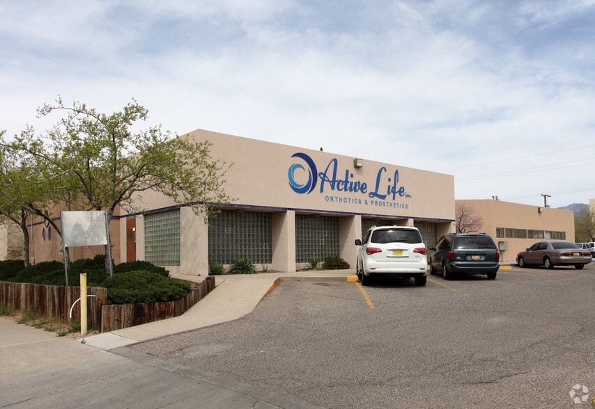 More Photos Of 124 Alvarado Dr SE, Albuquerque Medical For Sale