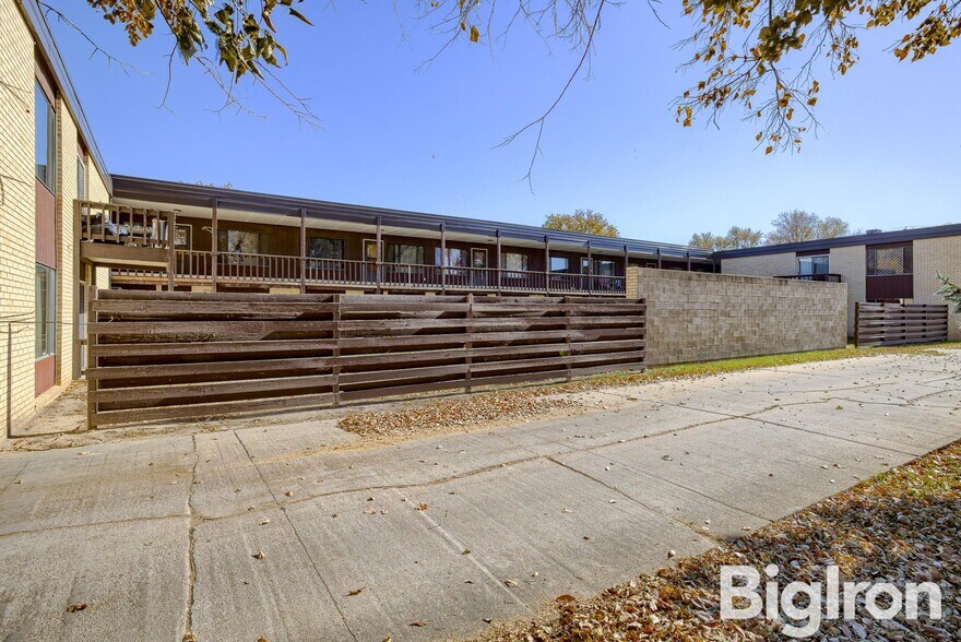 More Photos Of 633 E 10th St, York Apartments For Sale