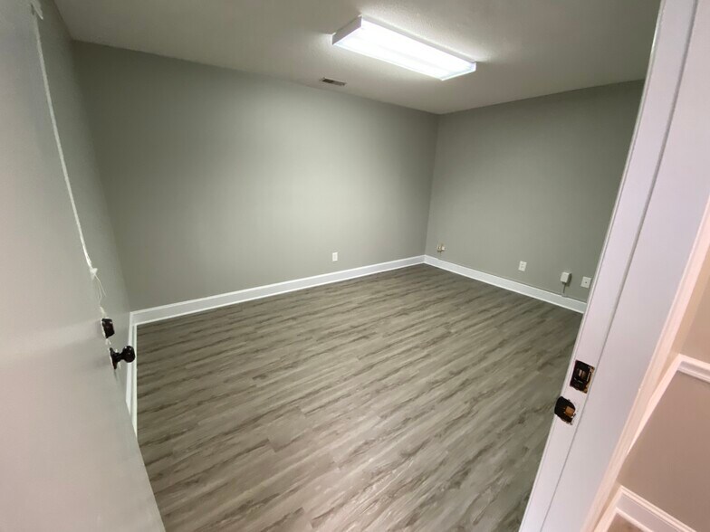 More Photos Of 2305 E Millbrook Rd, Raleigh Office Residential For Sale