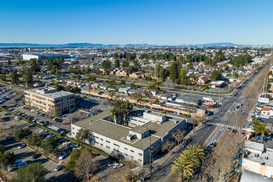 More Photos Of 13847 E 14th St, San Leandro Medical For Lease
